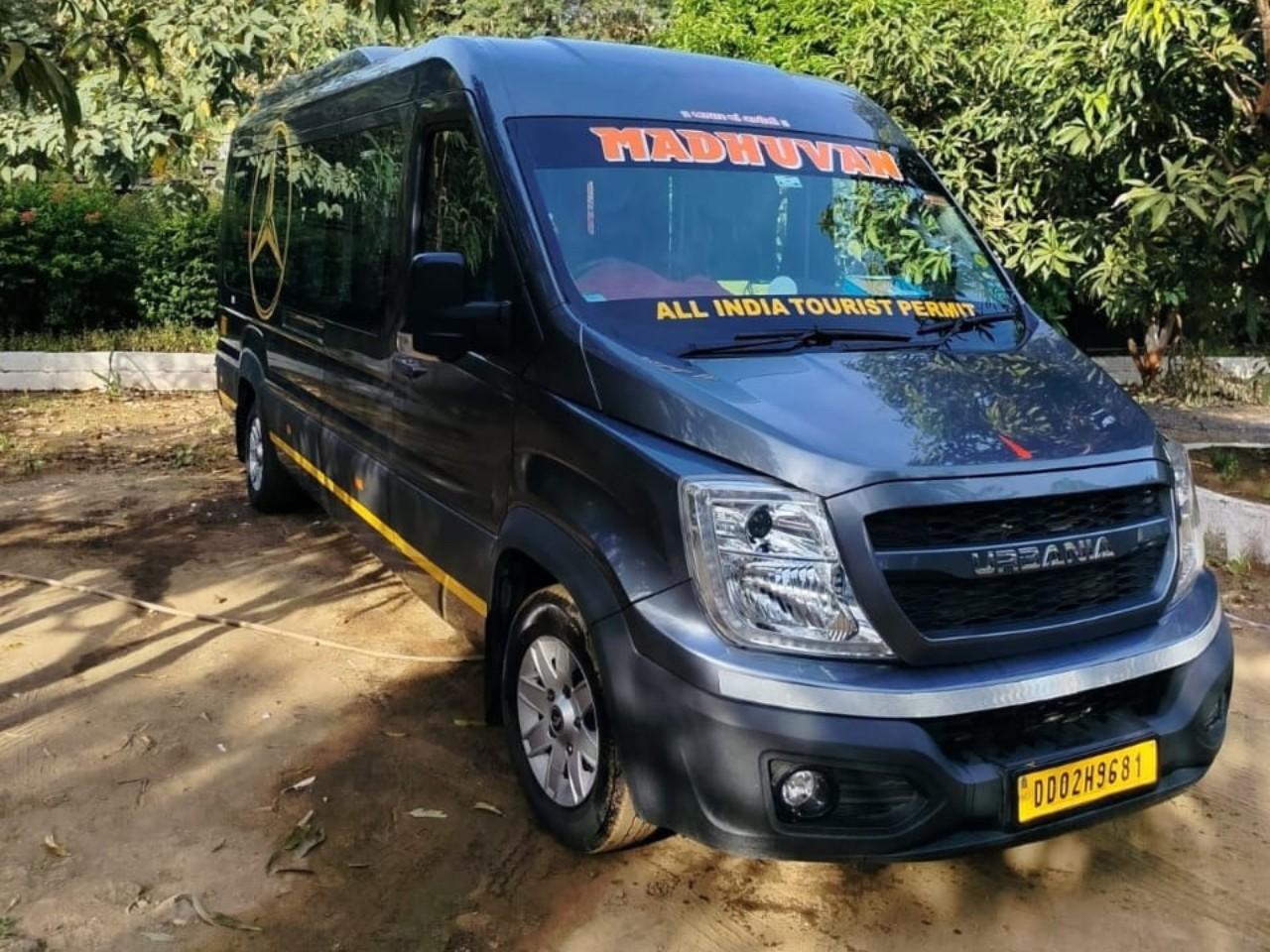 17 Seater Tempo Traveller for Gujarat Tour